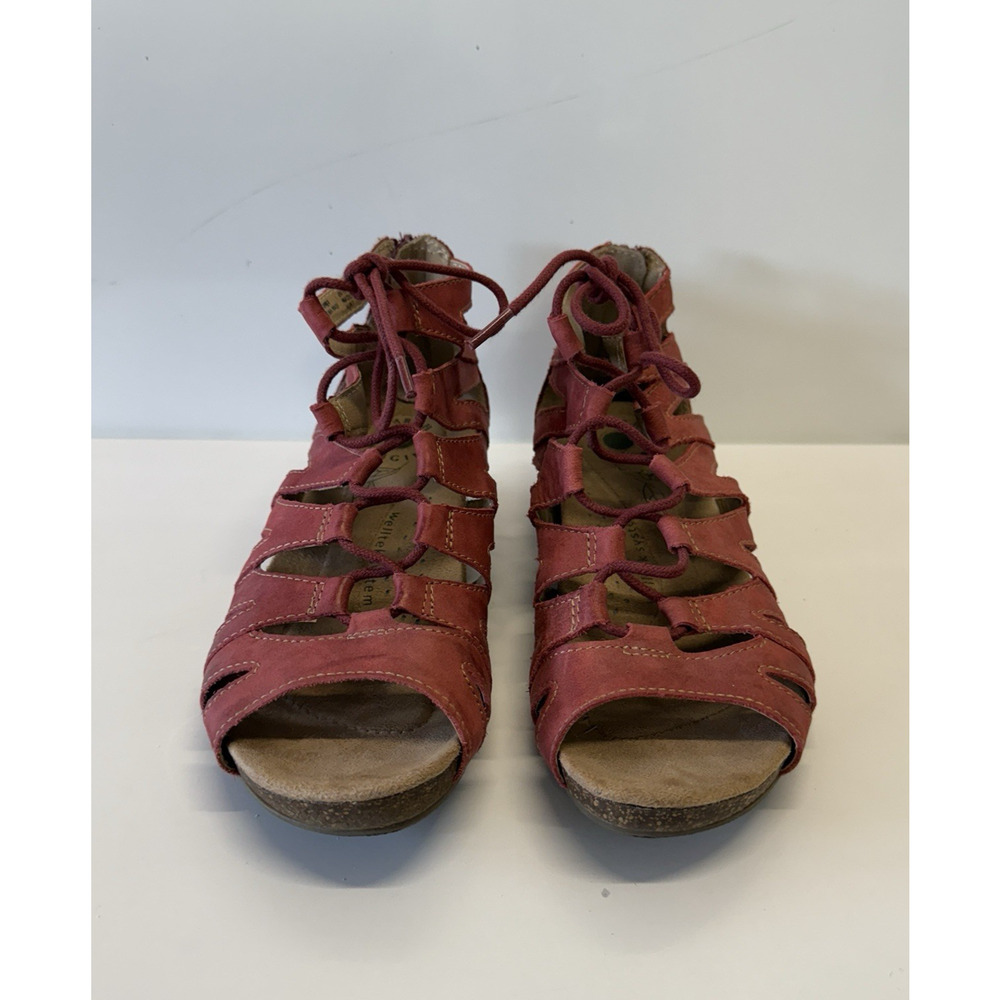 Earth Origins Lace-up Wedge Sandal Gladiator style W 7.5 Summer soft red
